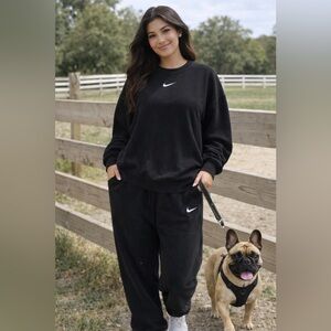 🖤✨ Nike Oversized Sweat Set – Size Medium ✨🖤